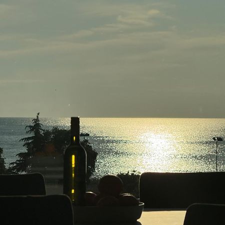 Seaview Apartment Funtana Luaran gambar