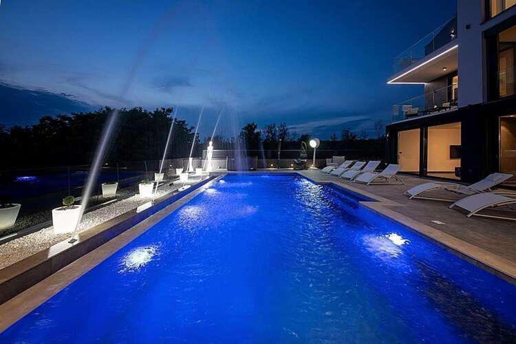 Seaview Apartment Funtana Luaran gambar