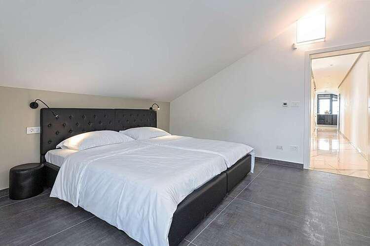 Seaview Apartment Funtana Luaran gambar